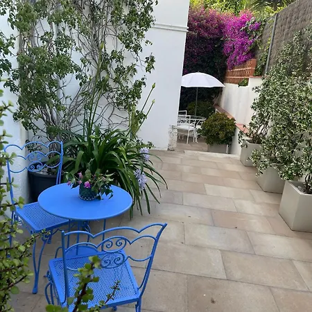 Relax By Hello Homes סיטגס