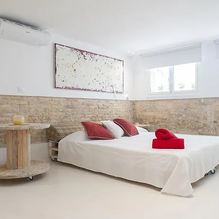 Relax By Hello Homes * סיטגס