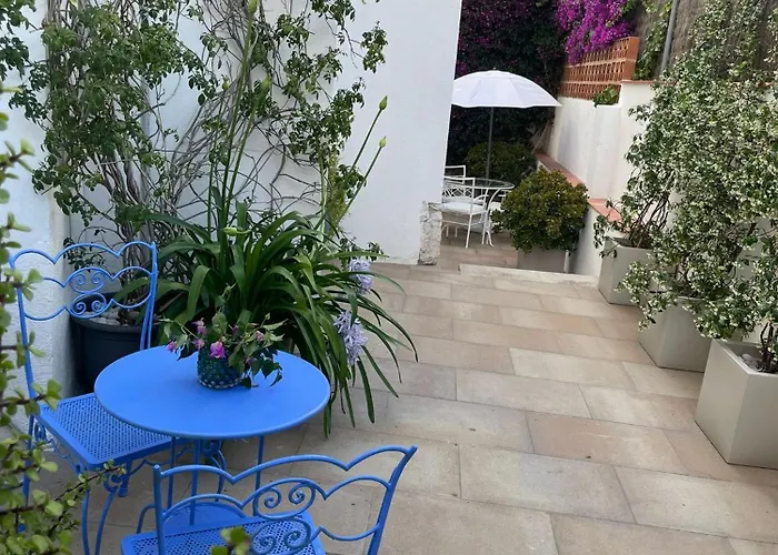 Relax By Hello Homes סיטגס